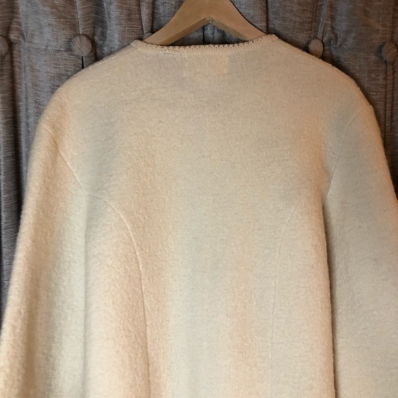 Vintage Tally Ho Cream Wool Floral Engraved Button Front Jacket Size 12 - Picture 4 of 15